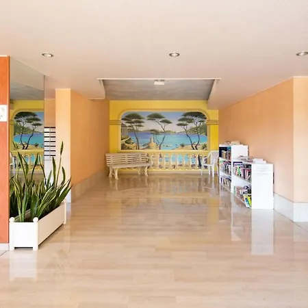 Furnished Studio With A Terrace & A Swimming Pool In A Charming Condominium شقة *